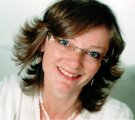 1. Zulassung als Allgemeine Heilpraktikerin Dr. rer. nat. Bettina Klingner aus Aschaffenburg
